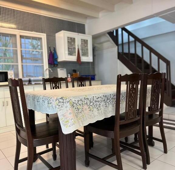 펜션 Journey House Bangsean