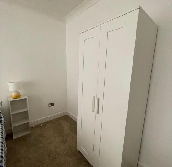 펜션 Kingston House