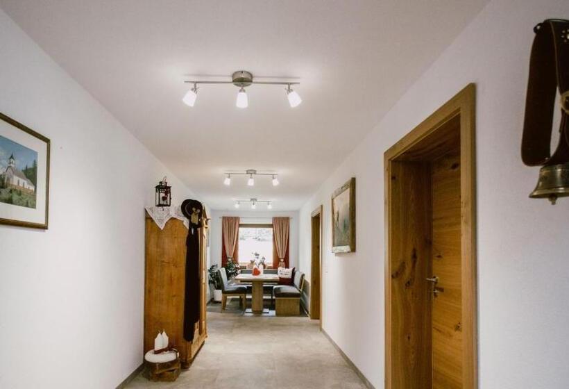 Пансион Nedererhof   Zimmer Edelweiß Mit Gemeinschaftsküche