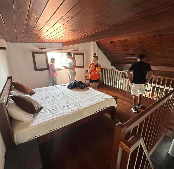 بنسيون Neem Tree Ambalangoda