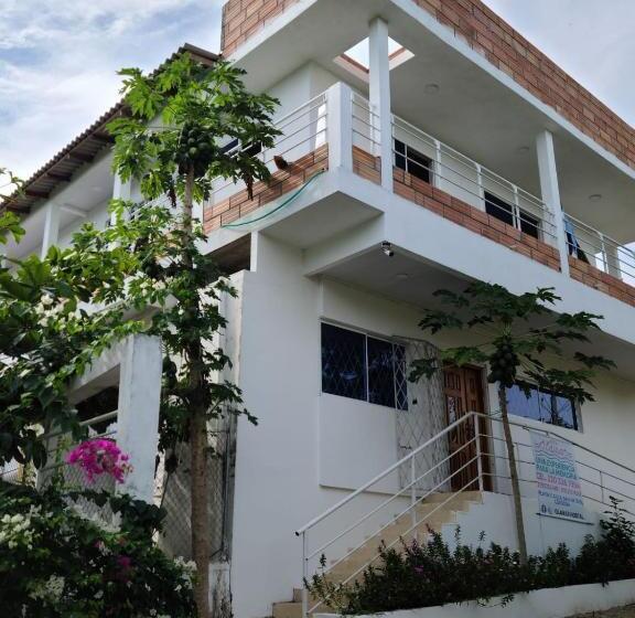 펜션 Olamar Hostal