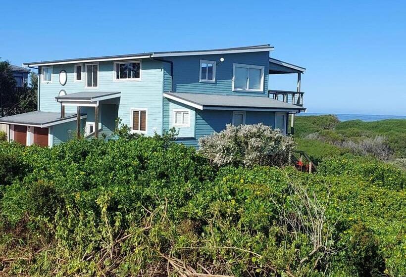 بنسيون Pebbles & Sunsets