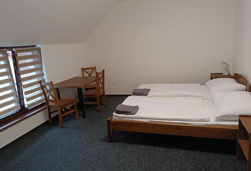 پانسیون Penzion Kotva