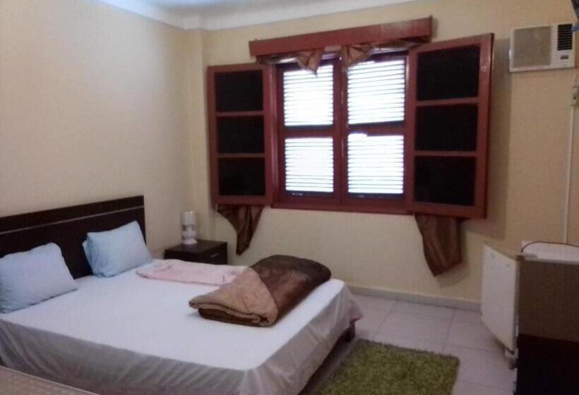 پانسیون Pousada Lobito