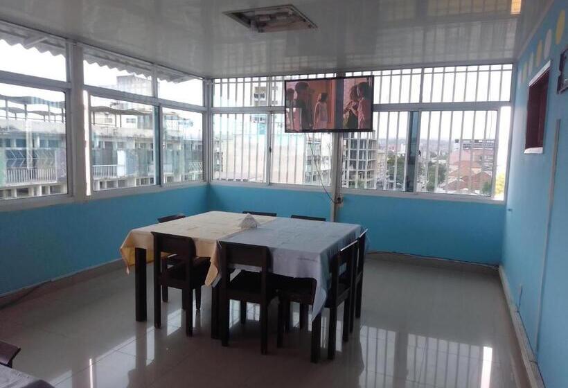 پانسیون Pousada Lobito