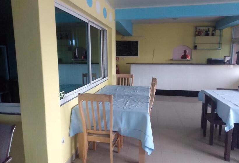 پانسیون Pousada Lobito