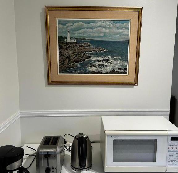 Пансион Premium Home With Garden View, Private Parking