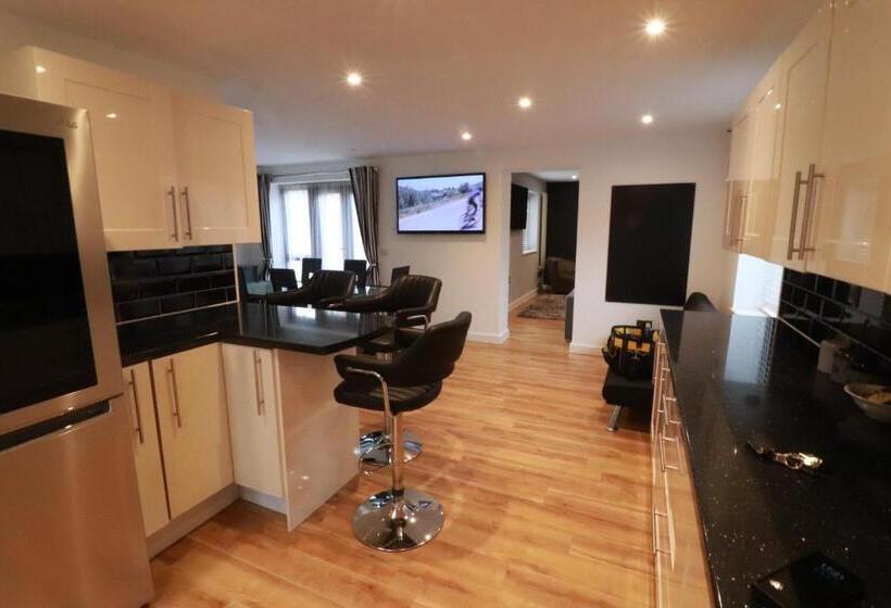 膳宿费 Swanwick House