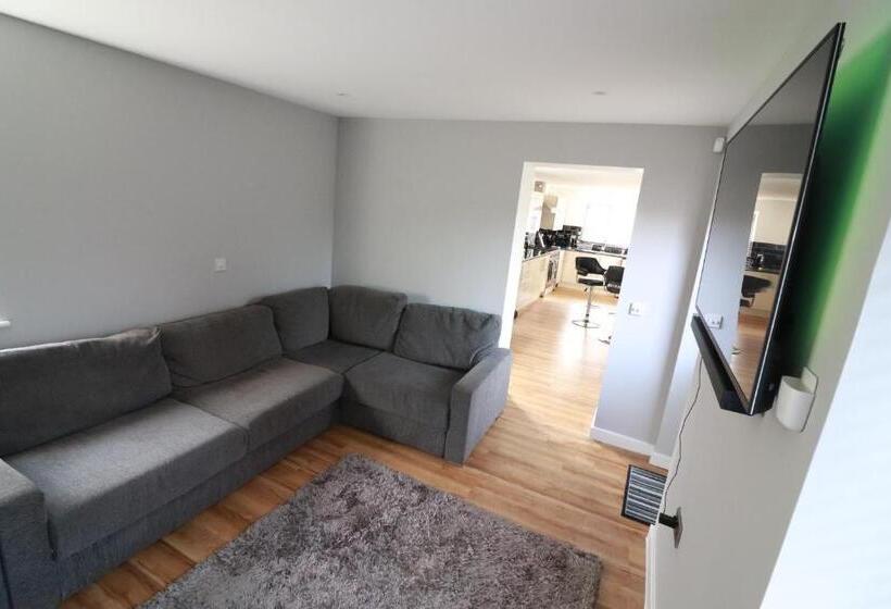 膳宿费 Swanwick House