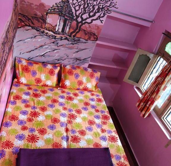 پانسیون Temple View Guest House