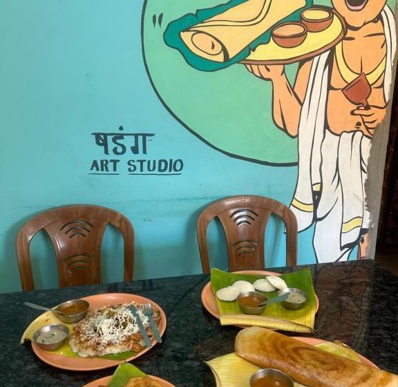 پانسیون Temple View Guest House