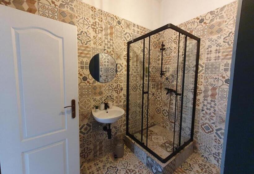 پانسیون We Stay Apartments