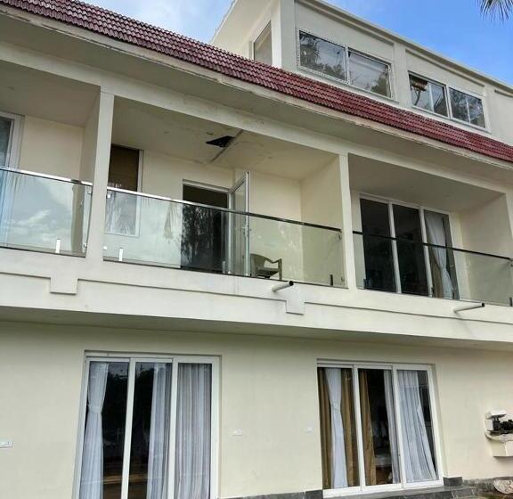 אתר נופש Damodar River Retreat, Uluberia