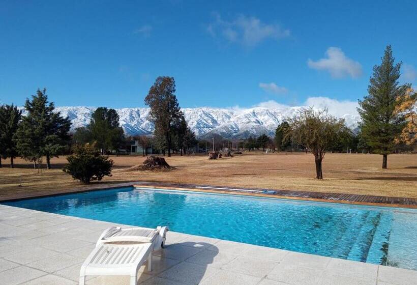 منتجع El Campo Departamentos