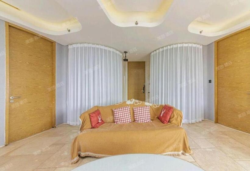 Sanya Romantic Journey Sea Resort & Spa