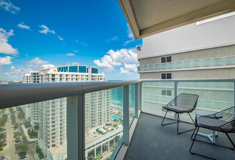 W Residences Fort Lauderdale Luxury Suites Across From Fort Lauderdale Beach