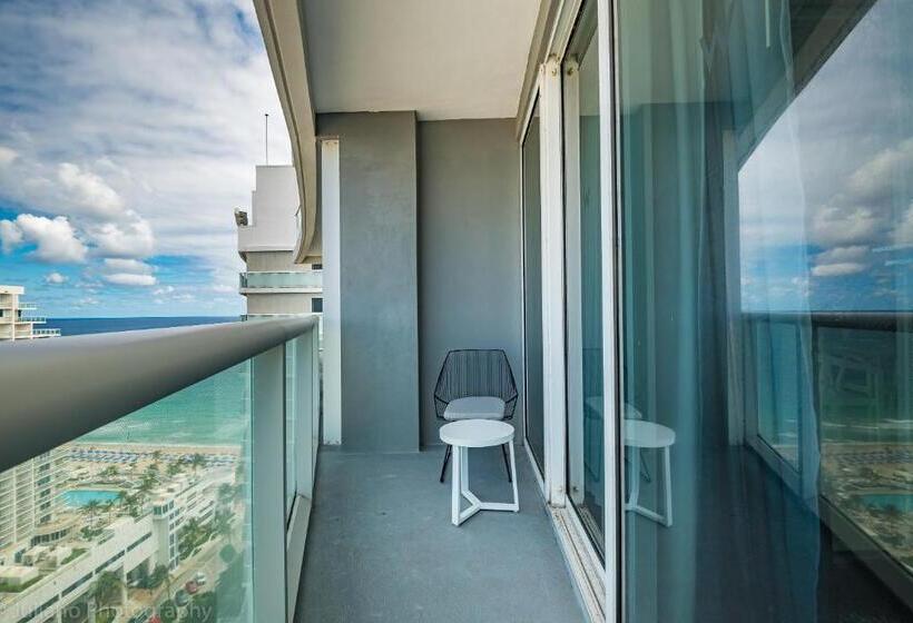W Residences Fort Lauderdale Luxury Suites Across From Fort Lauderdale Beach