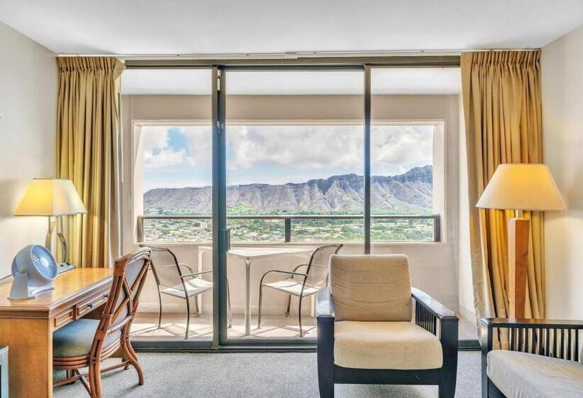 فندق Spectacular Ocean & Diamond Head View 2 Bedroom Condo With Free Parking!