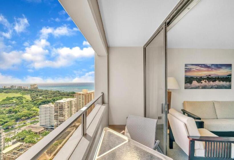 فندق Spectacular Ocean & Diamond Head View 2 Bedroom Condo With Free Parking!