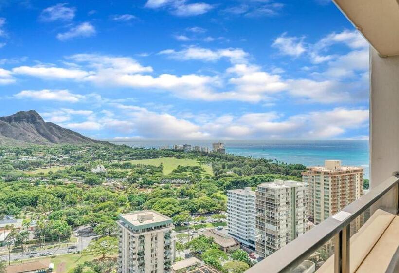 فندق Spectacular Ocean & Diamond Head View 2 Bedroom Condo With Free Parking!