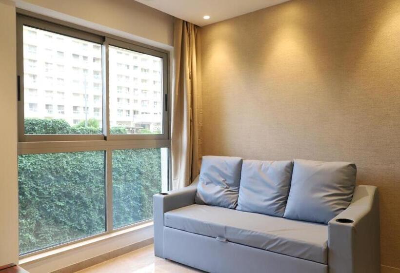 Zenia Luxury Suites And Serviced Apartments