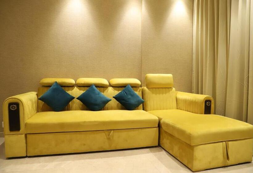 Zenia Luxury Suites And Serviced Apartments