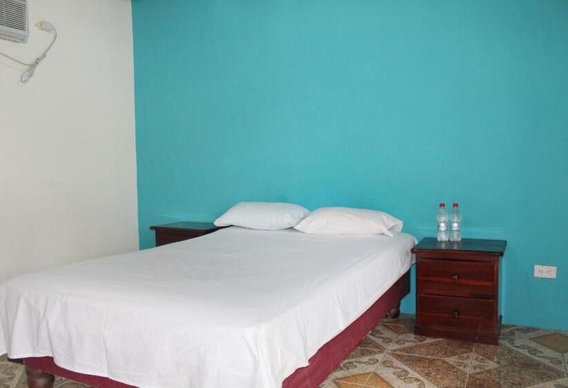 호스텔 El Refugio Del Sol