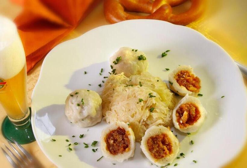 ユースホステル Gasthaus Kloibhofer