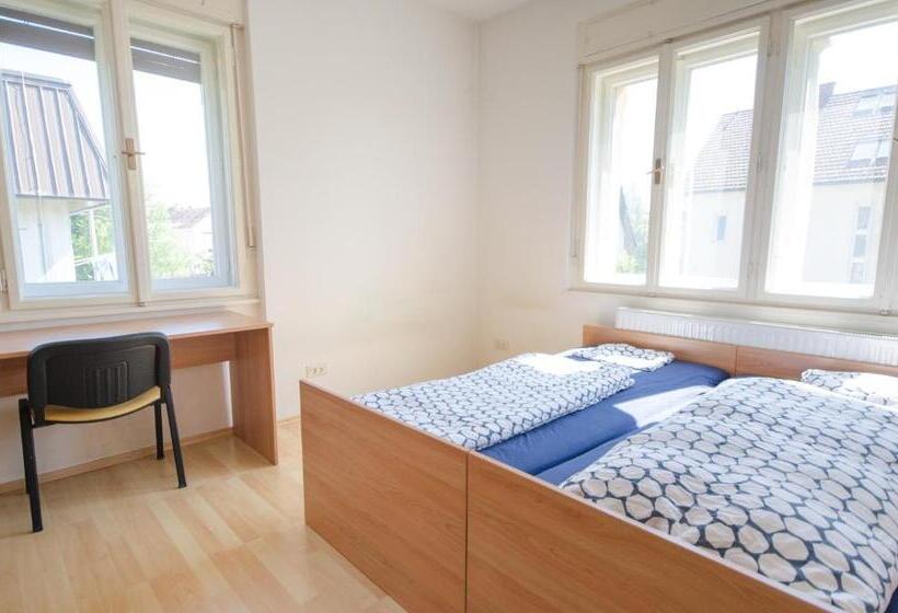 هاستل Glinška Rooms