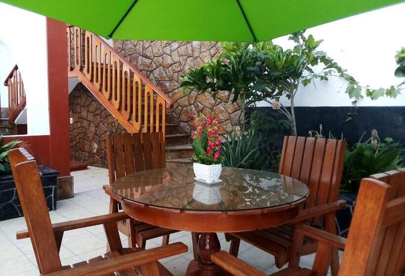 旅馆 Hospedaje Fremiott