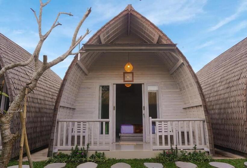 호스텔 Kj Klumpu Wooden Style Guest House At Canggu