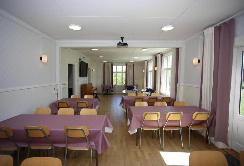 Общежитие Semesterhemmet Sommarro