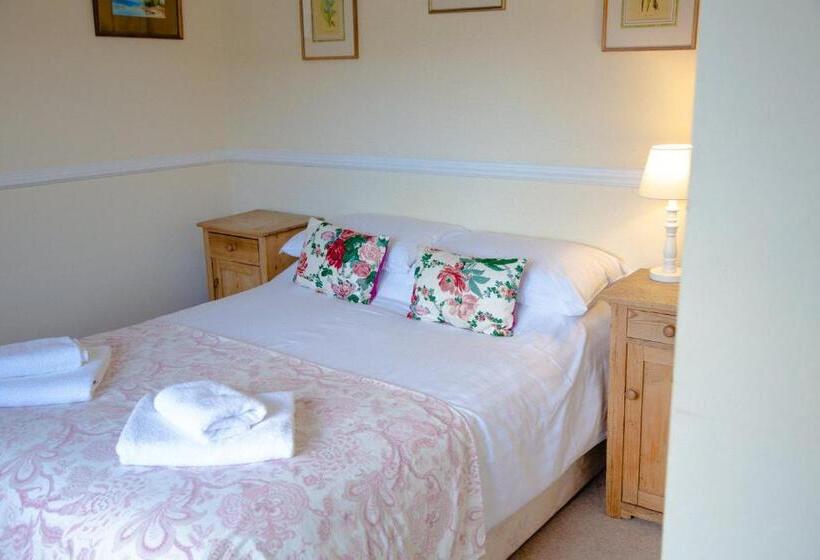 ユースホステル The Powis Arms