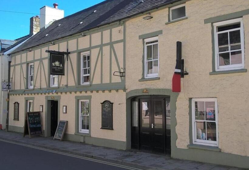 旅馆 The Ship Inn