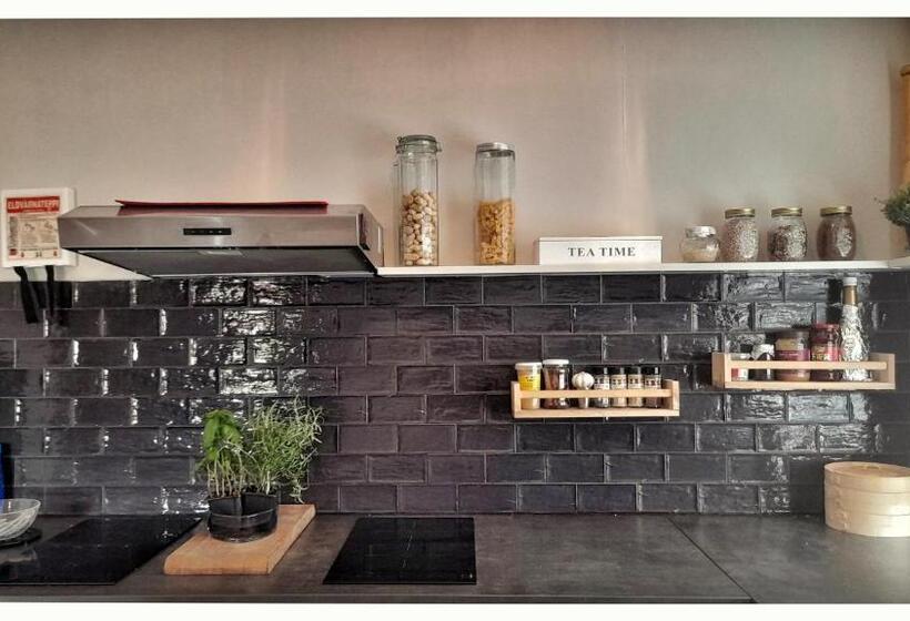 هاستل Valkyrie Guesthouse   1km From Seljalandsfoss