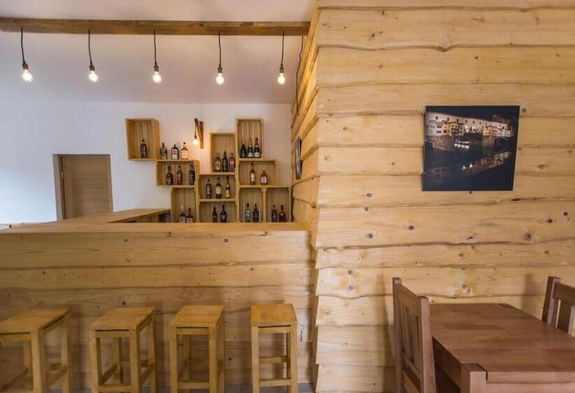 הוסטל Vovk Gasthaus