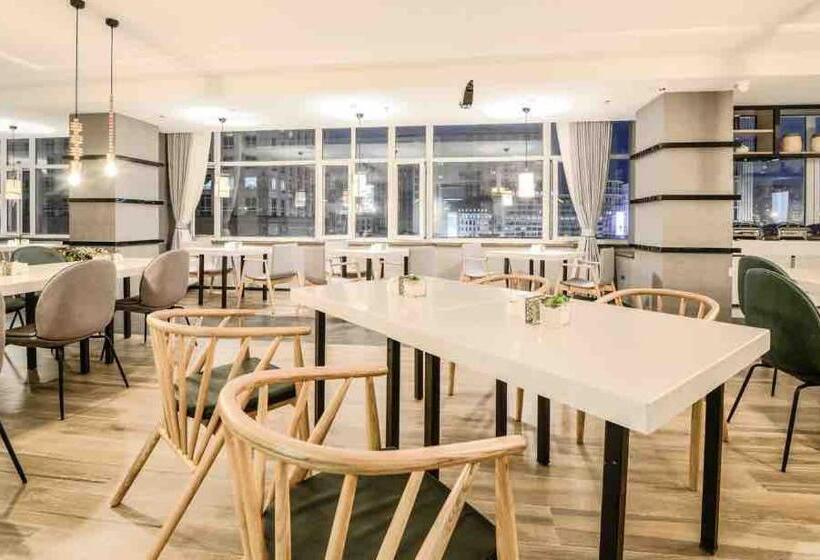 Atour Hotel Railway Station Dalian