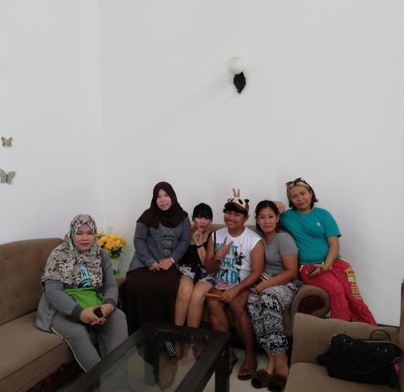 住宿加早餐  Ahasna Family Villa