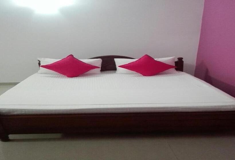 住宿加早餐  Ahasna Family Villa