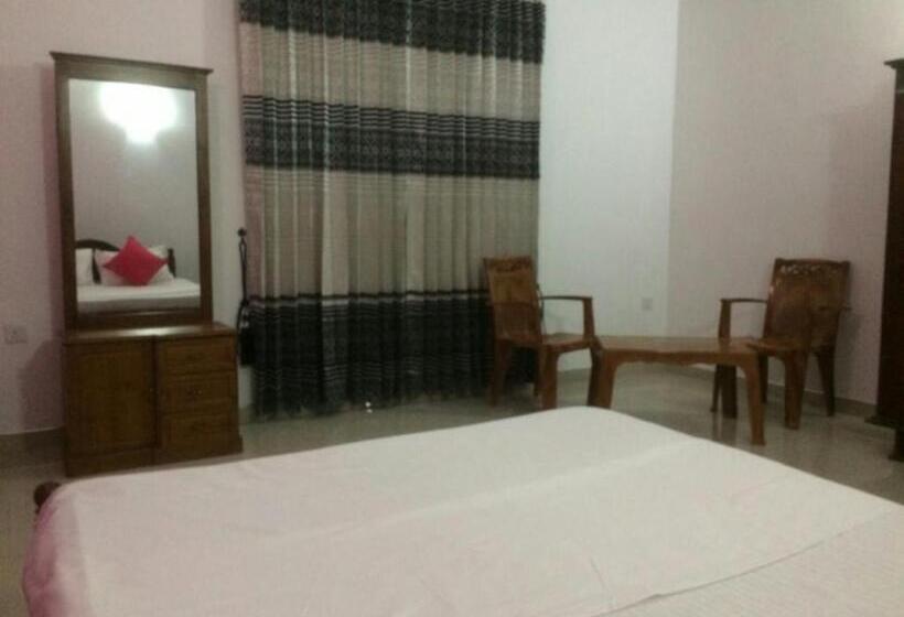 住宿加早餐  Ahasna Family Villa