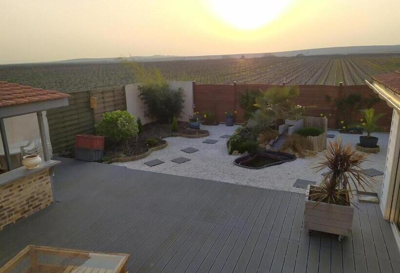 مبيت وإفطار Au Bouchon Champenois