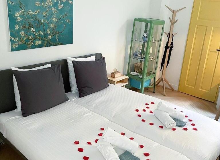 تختخواب و صبحانه Bnb 117