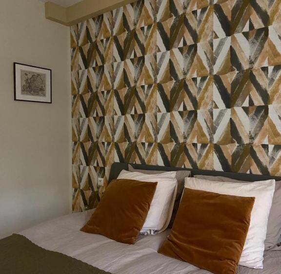 تختخواب و صبحانه Bnb 117