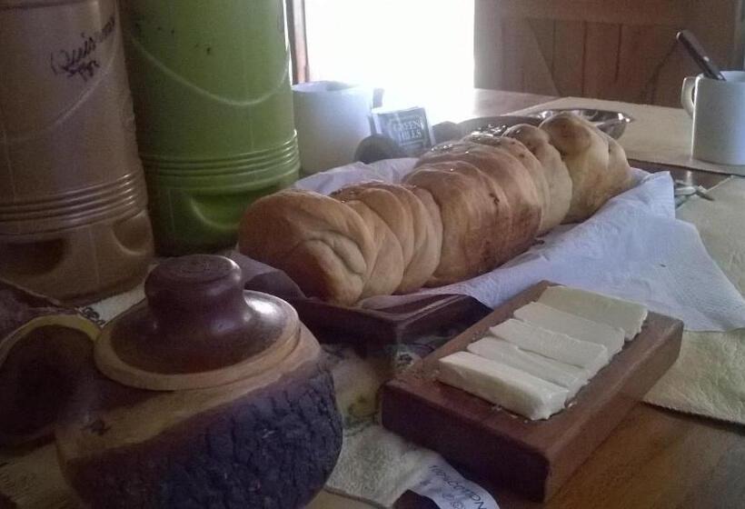 Bed & Breakfast Cabañas Quisama