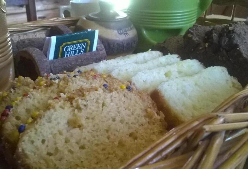 Bed & Breakfast Cabañas Quisama