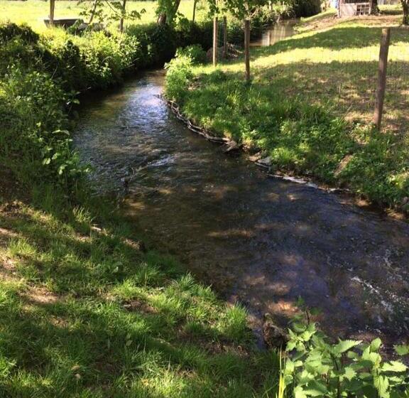 ベッドアンドブレックファースト Chambres De La Nonette