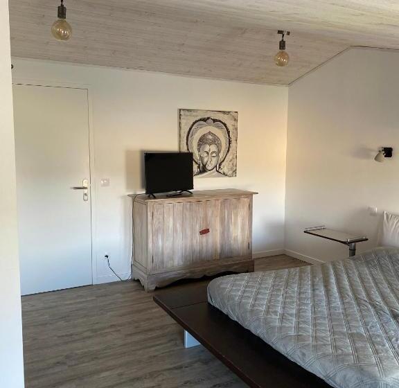 住宿加早餐  Chez Isabelle Et Johann