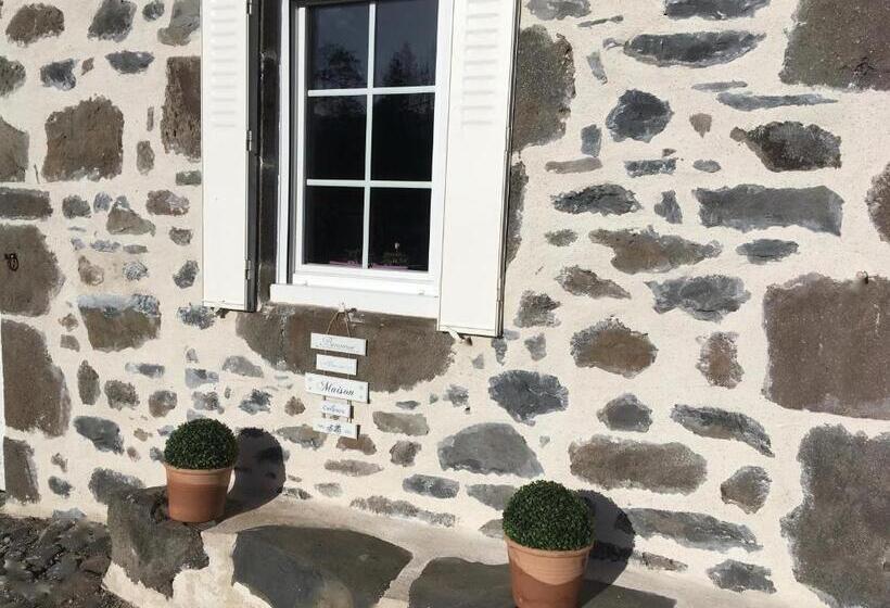 ベッドアンドブレックファースト Chez Mary Elise