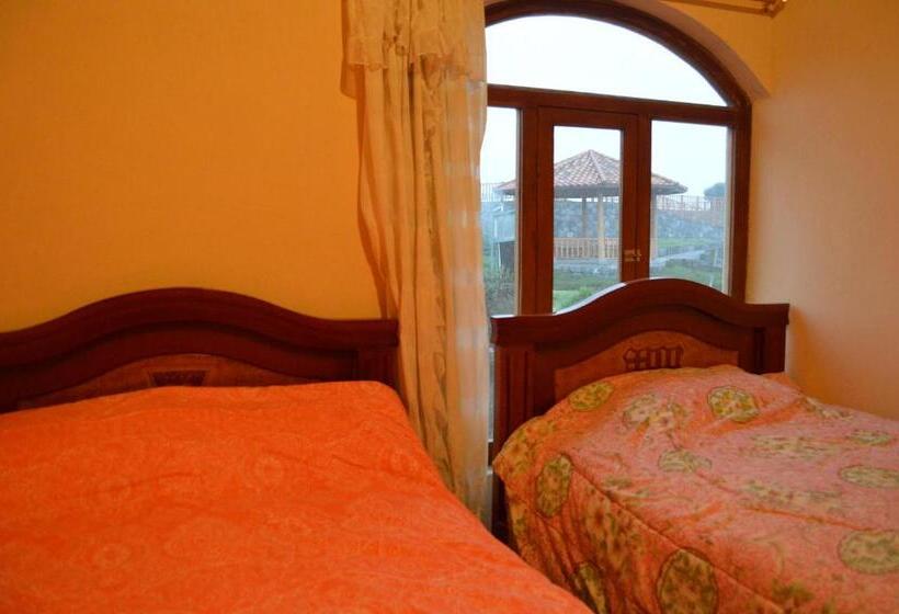تختخواب و صبحانه Hostal Conejito