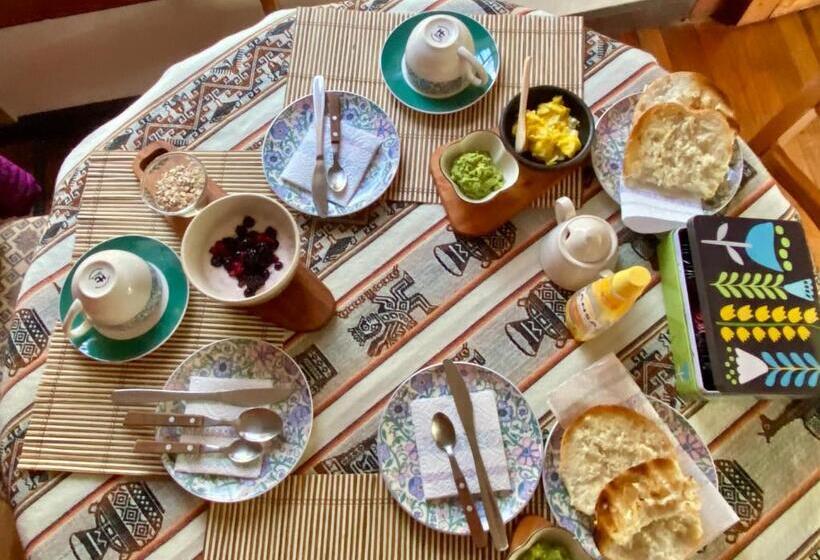 Bed and Breakfast Hostal Siete Colores, Melipeuco